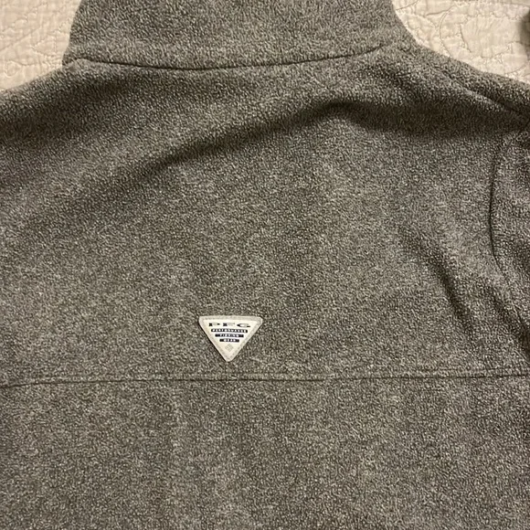 Women’s Columbia PFG fleece pullover size med - Picture 7 of 7
